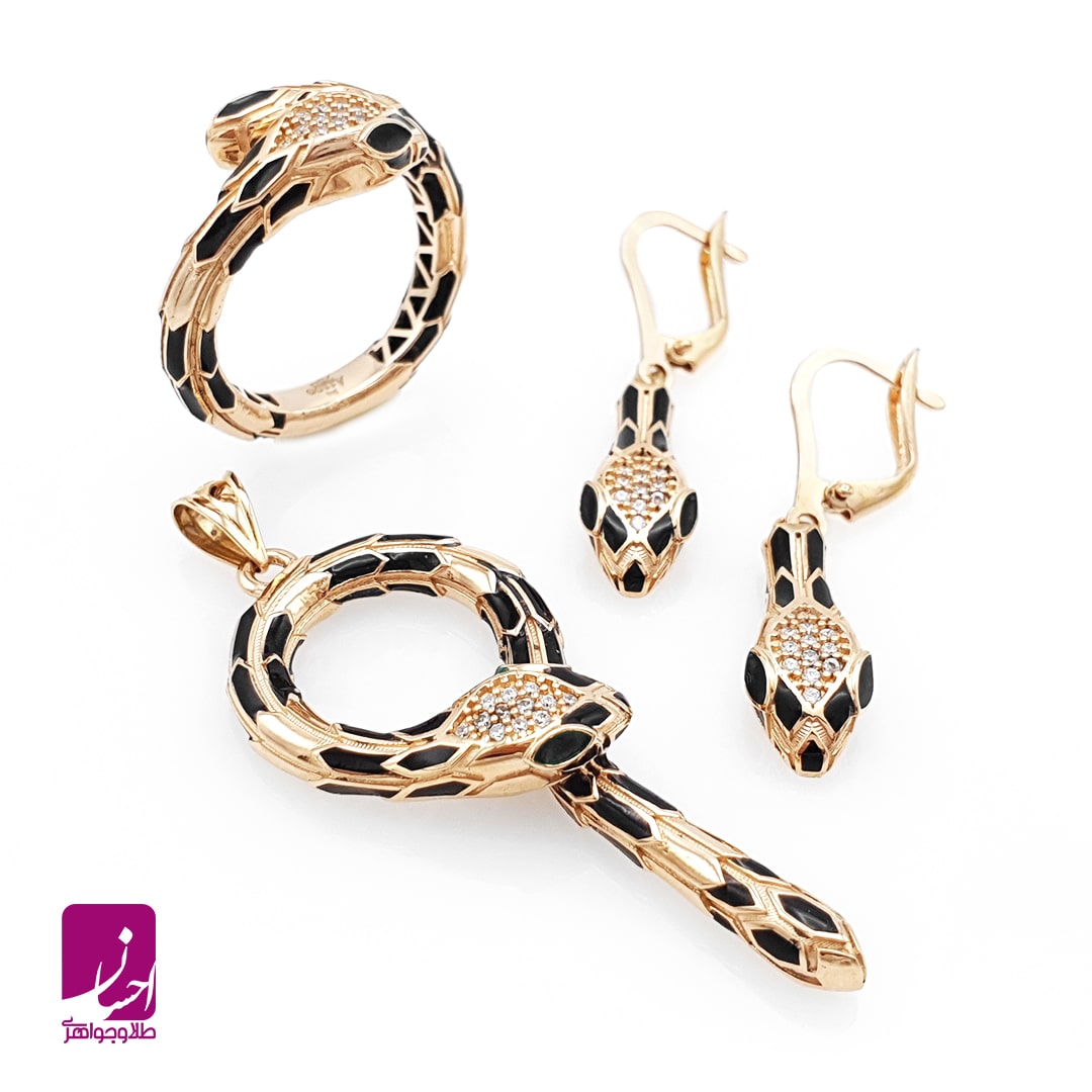 نیمست طلا مار (Snake)